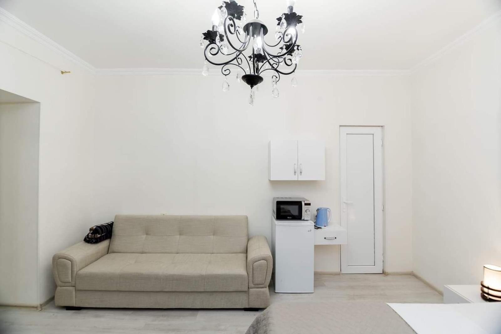 Nina'S Apartaments Тбилиси Экстерьер фото