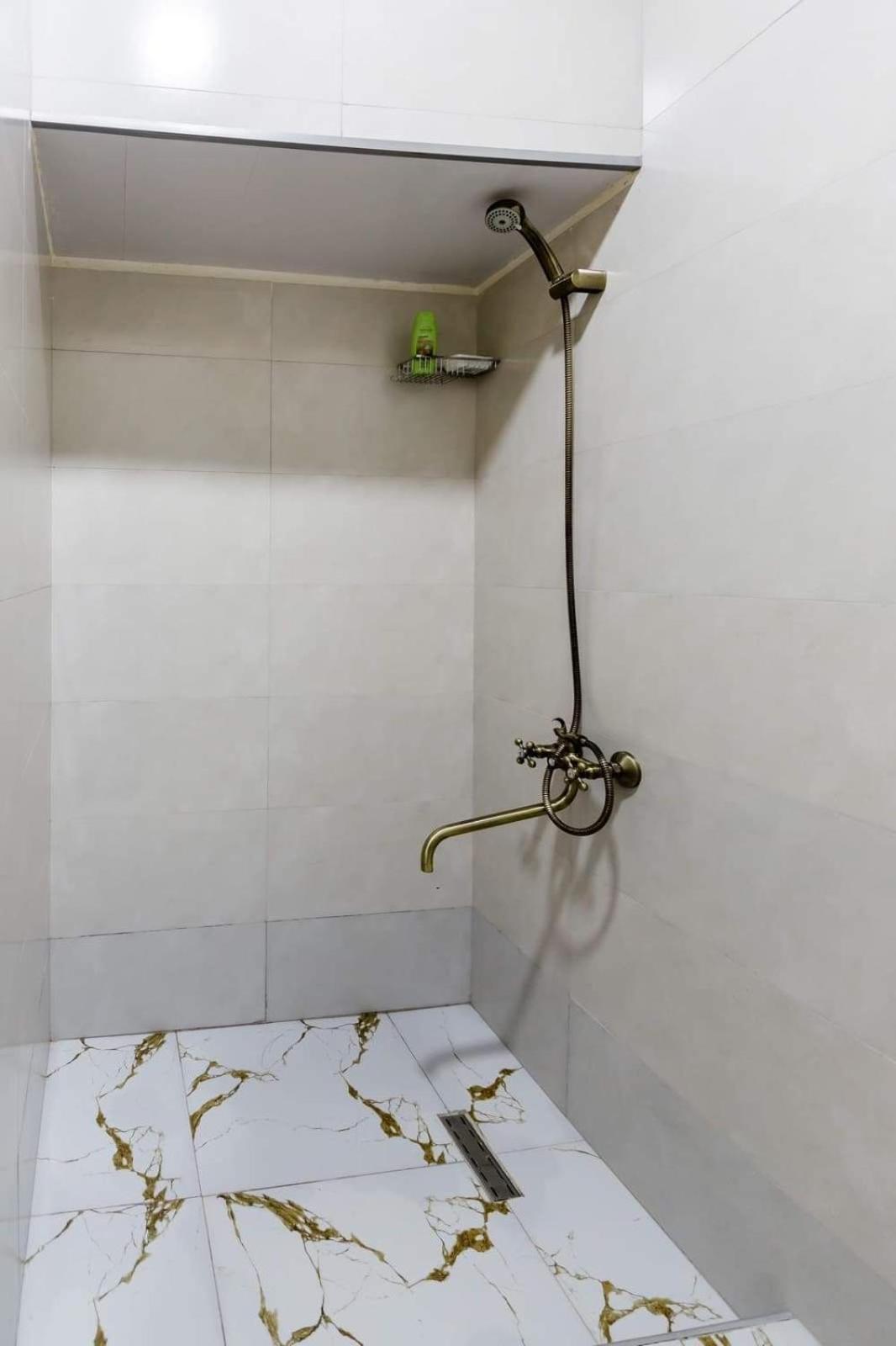 Nina'S Apartaments Тбилиси Экстерьер фото