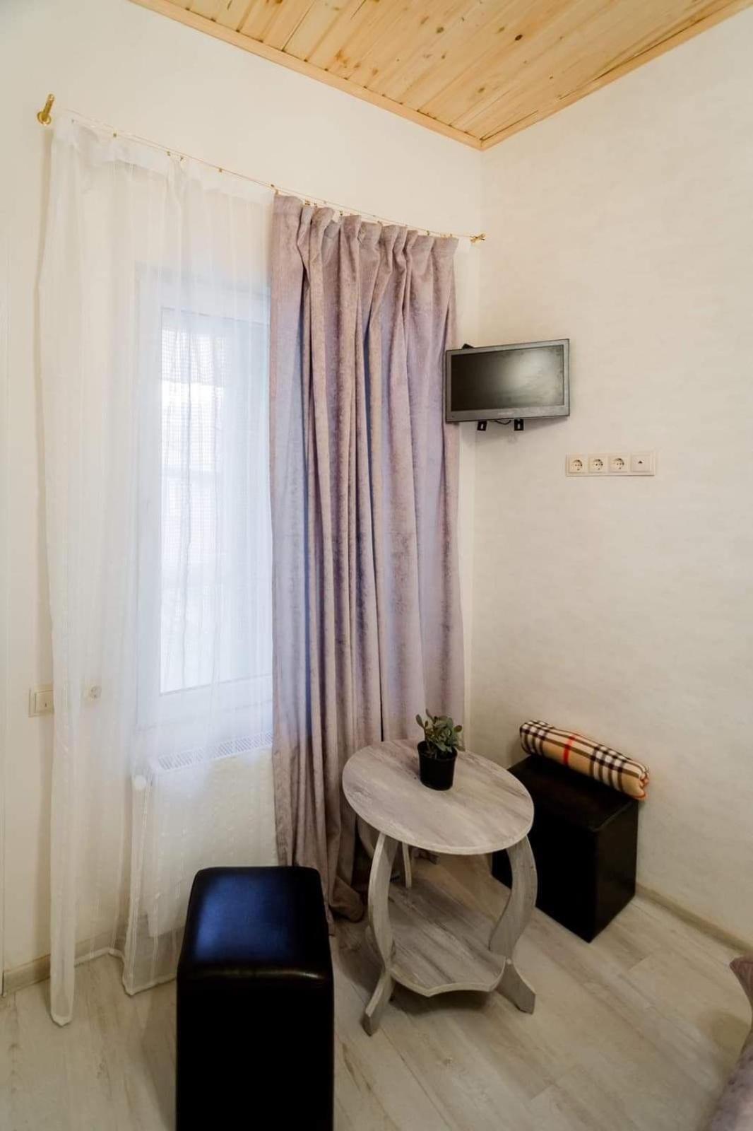Nina'S Apartaments Тбилиси Экстерьер фото