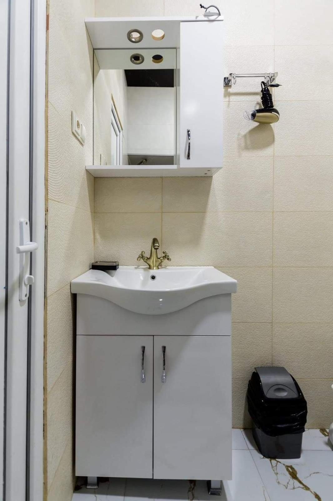 Nina'S Apartaments Тбилиси Экстерьер фото